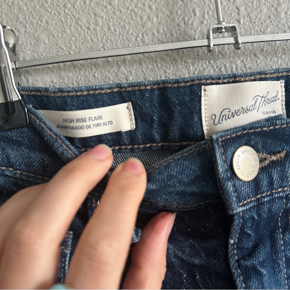 NWT Universal Thread High Rise Flare Jeans 6R - Picture 3 of 13